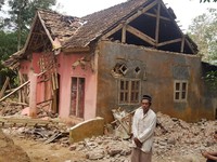 Bantuan Gempa Banten: dari 500 Tenda hingga 20.000 Mie Instan
