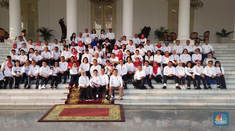 Jokowi-JK menyelenggarakan family gathering Kabinet Kerja di Istana Kepresidenan Bogor, Jawa Barat, Minggu (4/8/2019).