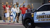 penembakan yang terjadi di pusat perbelanjaan Walmart El Paso ini menewaskan 20 orang dan melukai lebih dari 24 orang. (REUTERS/Jorge Salgado)