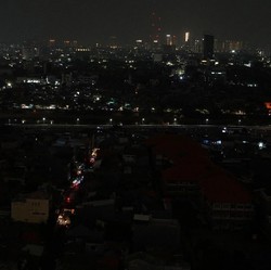 Jakarta Aman, Sebagian Bekasi Masih Mati Listrik Sampai Pagi