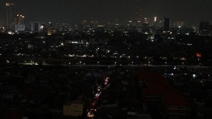 Sebagian wilayah Bekasi masih akan mengalami pemadaman bergilir sampai besok pagi (6/8)