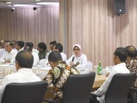 Jokowi Larang Para Menteri Buat Keputusan Hingga Oktober 2019