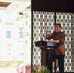 RI Mau Hapus Energi Fosil, Tapi Kok Gencar BBM 1 Harga?