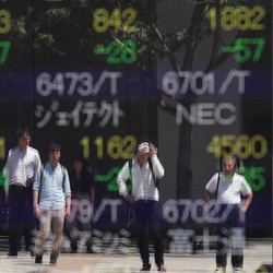 Malaysia Resmi Lockdown, Bursa Asia Justru Menghijau