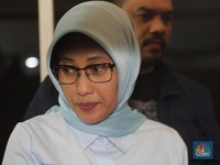 Cerita Sripeni Sujud Syukur Selesaikan Program Doktor