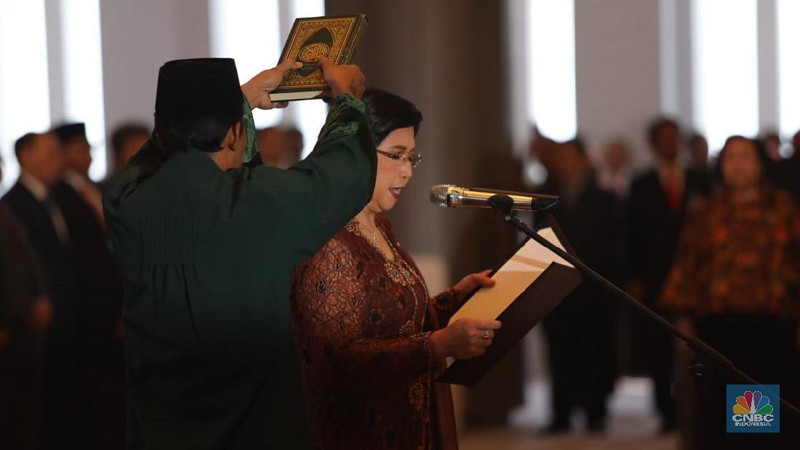 Destry merupakan calon tunggal DGS BI yang diajukan Presiden Joko Widodo kepada DPR.