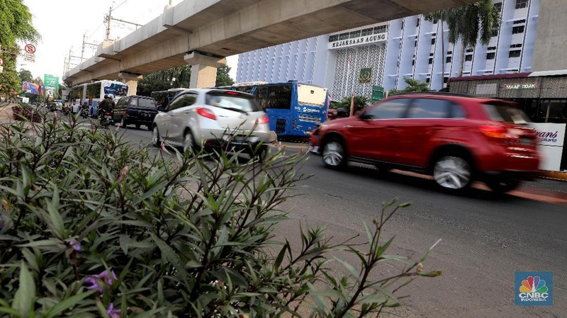 Pemerintah Provinsi DKI Jakarta memutuskan untuk memperluas sistem ganjil-genap dari sembilan ruas jalan menjadi 25 ruas jalan.