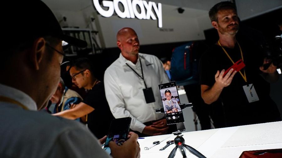 Samsung resmi merilis secara global dua smartphone seri Note yakni Galaxy Note 10 dan Galaxy Note 10+ yang diperkenalkan secara bersamaan.