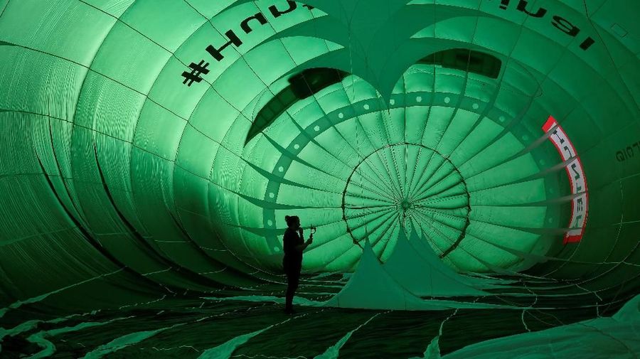 Tahun ini festival balon udara panas ini diselenggarakan pada tanggal 9-12 Agustus dan diikuti diikuti oleh ratusan peserta.