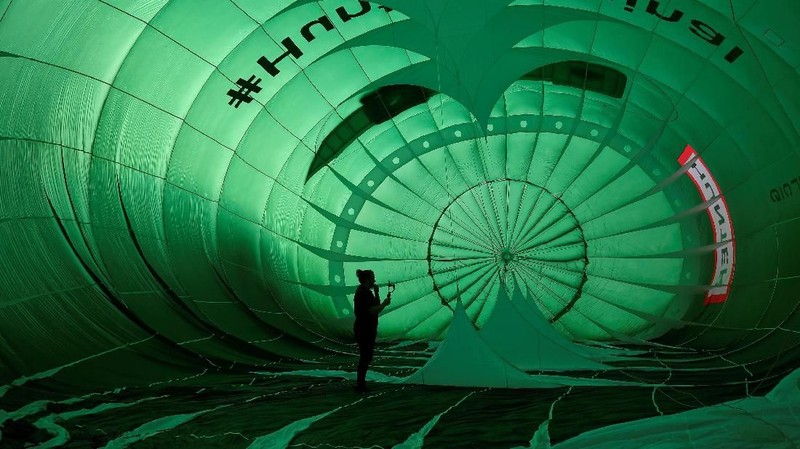 Tahun ini festival balon udara panas ini diselenggarakan pada tanggal 9-12 Agustus dan diikuti diikuti oleh ratusan peserta.