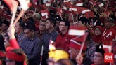 Salah satu sosok yang merebut perhatian banyak orang di Kongres V PDIP adalah Basuki Tjahaja Purnama yang saat ini telah terdaftar jadi kader PDIP. (CNN Indonesia/Safir Makki)