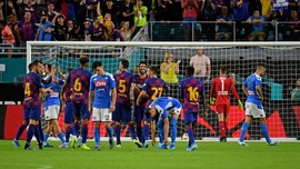 Barcelona Kalahkan Napoli 2-1