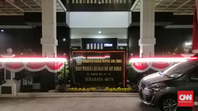 Penyidik Kpk Geledah Kantor Bpkad Jatim Malam Ini