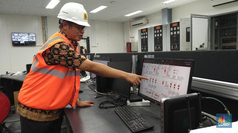 PLTD ini merupakan pembangkit cadangan untuk memenuhi kebutuhan listrik Moda Raya Terpadu (MRT).