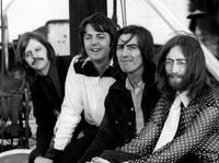 Gokil! Meski Bubar The Beatles Masih Cuan