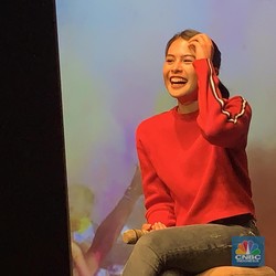 Ariana Grande Kalah, Maudy Ayunda 100 Wanita Tercantik Dunia