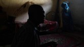 Kini di tengah-tengah tensi yang masih panas di tengah-tengah masyarakat, klub berkuda di Khartoum ini menanti para pengunjung datang kembali dan berdansa dengan kuda-kuda mereka. (REUTERS/Andreea Campeanu)