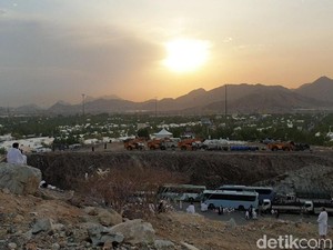 Luas Padang Arafah, Tempat Puncak Ibadah Haji Hanya Dibuka Setahun Sekali