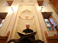 Benarkah Puasa Arafah Menghapus Dosa 2 Tahun? Ini Kata Ustadz
