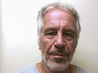 Terungkap! Daftar Nama-Nama Besar Terkait Skandal Seks Jeffrey Epstein