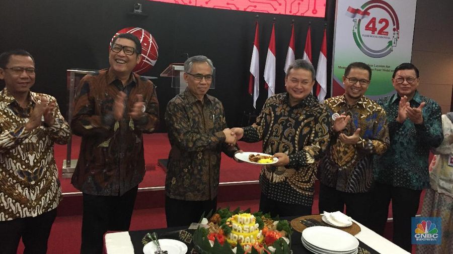 Indeks Harga Saham Gabungan (IHSG) pada perdagangan terakhir pekan ini Jumat (6/12/2019) ditutup naik 34 poin (0,56%) ke 6.186.
