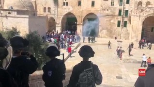 VIDEO: Bentrok Saat Lebaran Haji di Masjid al-Aqsa