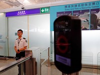 Dipenuhi Pendemo, Bandara Hong Kong Lumpuh