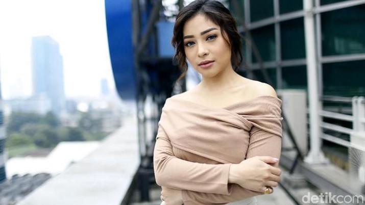 Jadi Miliuner di Usia Muda, Ini Sumber Duit Nikita Willy