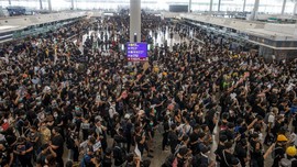 Bandara Hong Kong Lumpuh Hingga Teror Ekstrem Kanan Norwegia