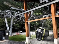 Parah! Kabel Diputus, 30 Kereta Gantung di Kanada Jatuh