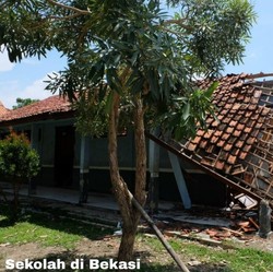 Janji Renovasi 2000 Sekolah Rusak, Jokowi Gelontorkan Rp4,5T