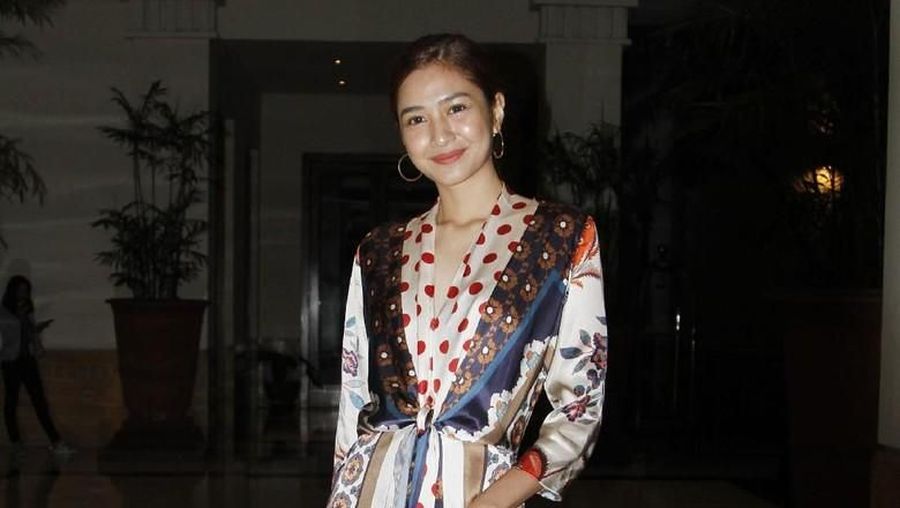 Kaya, cantik dan berprestasi tampaknya berada di genggaman beberapa artis muda tanah air.