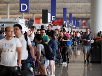 Ramai-ramai Warga Asing Tinggalkan Hong Kong, Ada Apa?