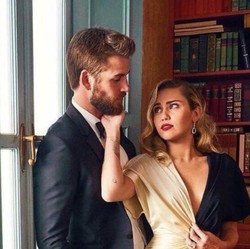 Momen Mesra Liam Hemsworth-Miley Cyrus Kini Jadi Kenangan