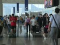 VIDEO: Bandara Hong Kong Dibuka, 200 Rute Penerbangan Batal