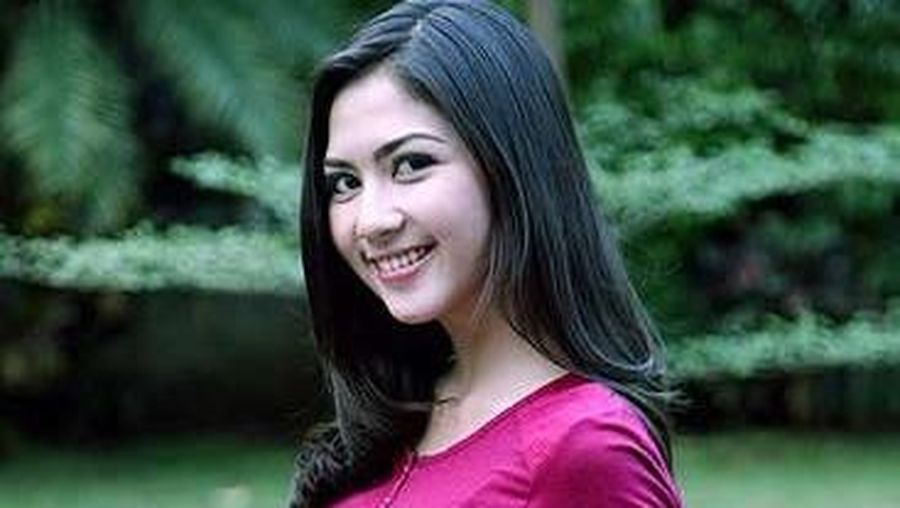 Kaya, cantik dan berprestasi tampaknya berada di genggaman beberapa artis muda tanah air.