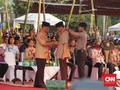 Buwas Anugerahi Jokowi Lencana Tunas Kencana di Hari Pramuka
