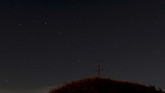 Namun kehadirannya yang bersamaan dengan bulan purnama membuat hjan meteor perseids tahun ini hanya sekita r10-15 meteor per jam. (REUTERS/Leonhard Foeger)