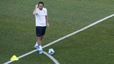 Frank Lampard memiliki pengalaman melatih klub Derby County sebelum menangani Chelsea sebagai pengganti Maurizio Sarri. (AP Photo/Lefteris Pitarakis)