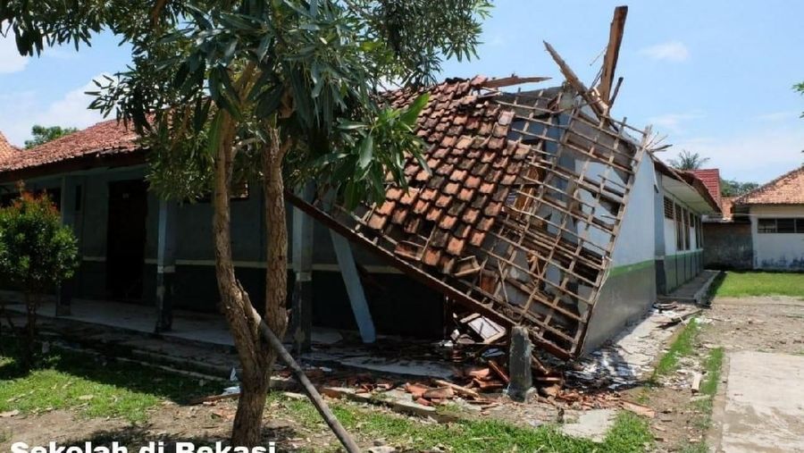 Kementerian PUPR bakal memperbaiki 2.002 bangunan sekolah (SD, SMP dan SMU) dan 195 madrasah (Ibtidaiyah, Tsanawiyah dan Aliyah) di seluruh Indonesia.