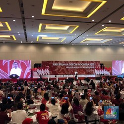 Sindir Emak-Emak Sosialita, Jokowi: Jangan Suka Barang Impor