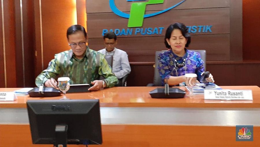 Neraca dagang Indonesia sepanjang periode Januari-Juli 2019 tercatat defisit sebesar US$ 1,89 miliar.