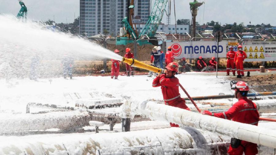 Serangan drone yang menyerang kilang minyak Saudi Aramco dinilai harus menjadi pelajaran, terutama untuk Indonesia