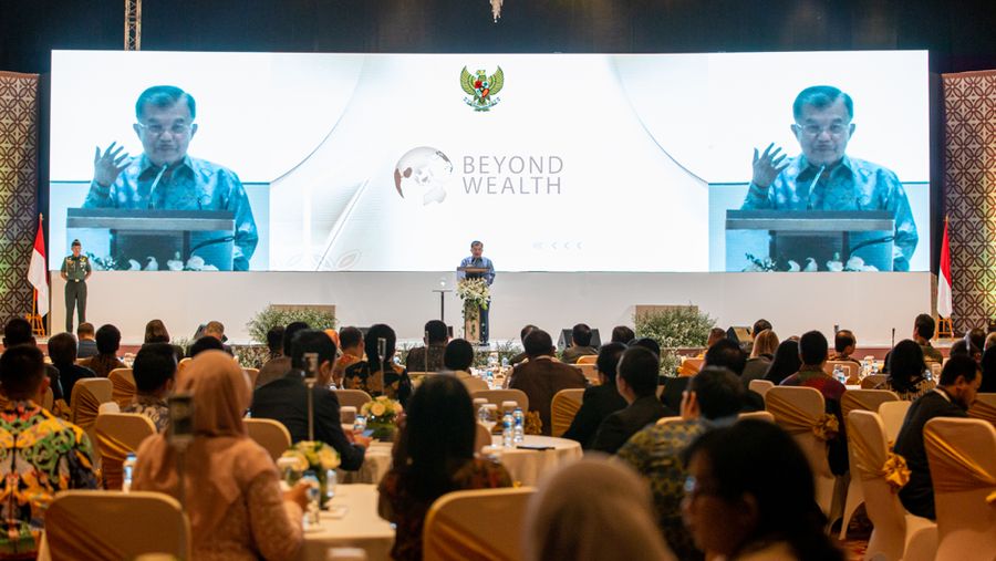 Perkembangan teknologi telah mempengaruhi seluruh aspek dan pola hidup masyarakat, termasuk dalam berbisnis.