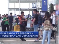 Rusuh Lagi, 421 Penerbangan Bandara Hong Kong Dibatalkan