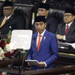 Jokowi Sebar Dana Desa Hingga Rp 72 T di 2020, Untuk Apa?