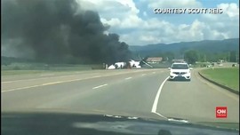 VIDEO: Eks Pebalap Mobil Nyaris Tewas dalam Kecelakaan Jet