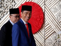 Jokowi: Buat Apa Studi Banding ke Luar Negeri, Ada Smartphone
