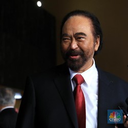 Surya Paloh Sebut Proses MK Bisa Ganjal Perppu KPK, Benarkah?