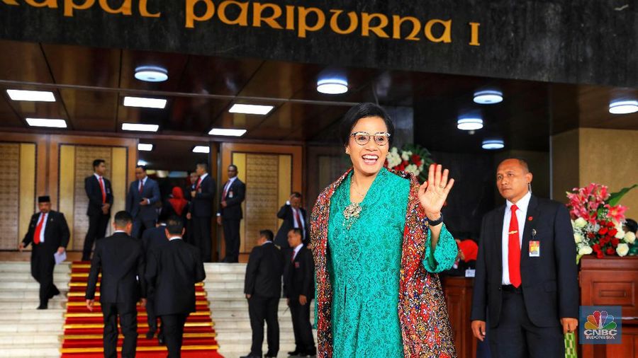 Senyuman Sri Mulyani Saat Ditanyakan Kesiapan Jadi Menteri Lagi
